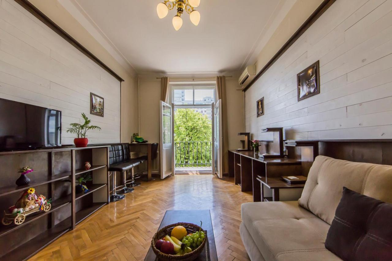 2Х-Кімнатна Квартира На Майдані Незалежності Kyiv Exterior photo
