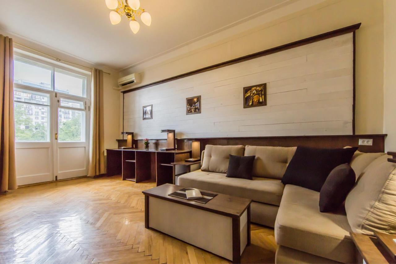 2Х-Кімнатна Квартира На Майдані Незалежності Kyiv Exterior photo